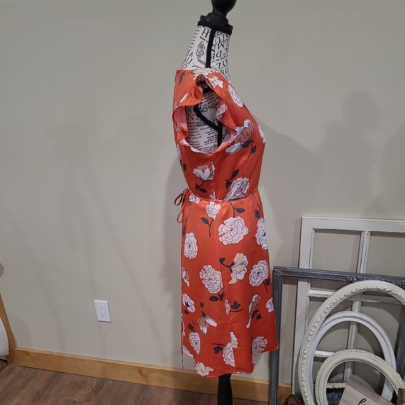 Loft Women's SZ XS floral dress flutter sleeve tie back career work datenight. - Picture 4 of 10